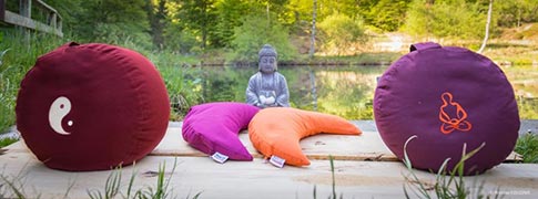 Coussins de méditation et accessoires de yoga