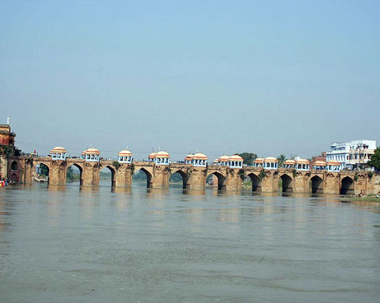 le pont de Fatehpur Sikri